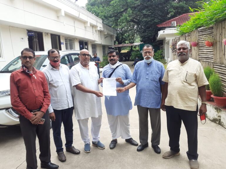 *नकली खाद्य बीज से किसानों को करना पड़ रहा भारी घाटे का सामना बार-बार शिकायत करने पर भी प्रशासन मौन*