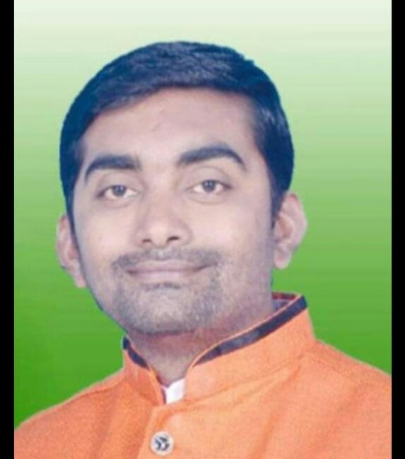 *स्मार्ट सिटी बिलासपुर का स्मार्ट वार्ड बनने की ओर वार्ड क्रमांक 11 संत कबीरदास नगर,,  पार्षद रवि साहू ने अपने प्रश्नल खर्च से लगवाये 50 सीसीटीवी कैमरा* ,,