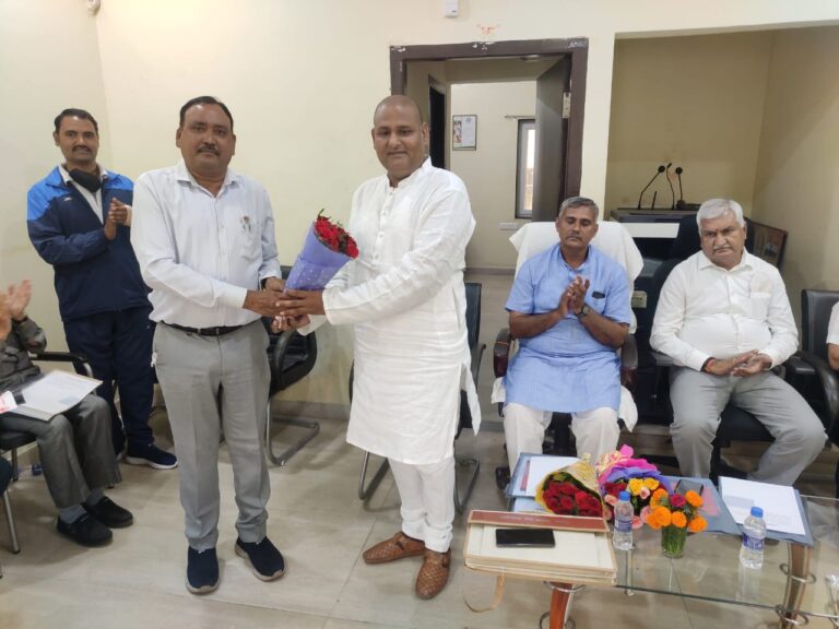 *योग आयोग की विशेष बैठक मे शामिल हुए छत्तीसगढ शासन योग आयोग के सदस्य रविन्द्र सिंह*।