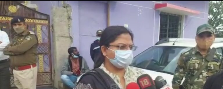 *दिनदहाड़े कांग्रेसी नेता के घर 8 से 9 लोगों ने डकैती की घटना को दिया अंजामआईजी,एसपी सहित पुलिस मौके पर पहुच जुटी जांच में*