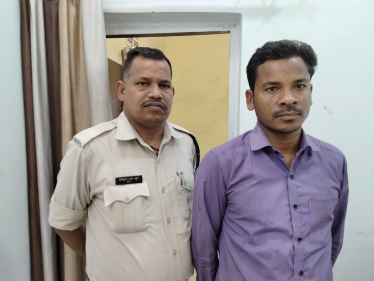 *अवैध कबाड़ के खिलाफ हिर्री पुलिस की कार्यवाही कबाड़ का असली मालिक कौन बताने में असमर्थ पढ़ें पूरी खबर*