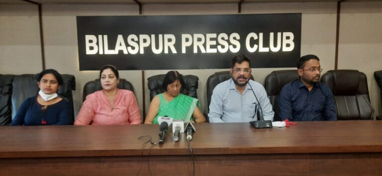 *राजस्थान के दौसा में हुई घटना से आक्रोशित होकर इंडियन मेडिकल एसोसिएशन एवं फोगसी ने मिलकर कि बिलासपुर प्रेस क्लब में कॉन्फ्रेंस*