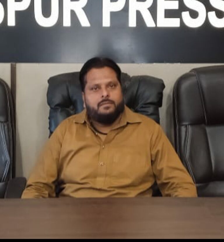 *सर्वधर्म सय्यदुल मेकाविश वेलफेयर फाउंडेशन के अध्यक्ष मोहम्मद समीर उर्फ हजरत साहब ने अपनी जान को बताया खतरा बिलासपुर प्रेस क्लब मे की प्रेस वार्ता पढ़े पूरी खबर*