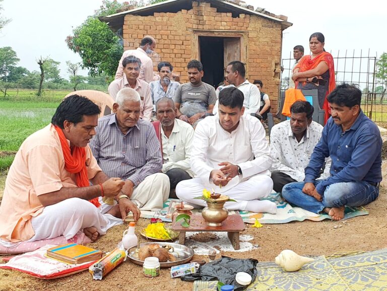 *सभापति ने किया भूमिपूजन.. कहा की जिला पंचायत क्षेत्र का विकास व समस्याओं का हल ही मेरी प्राथमिकता*..