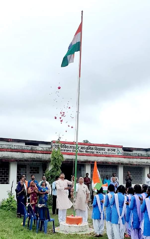 *आजादी का अमृत महोत्सव मनाने जिला पंचायत सभापति अंकित गौरहा विभिन्न कार्यक्रमों में हुए शामिल व प्रदेशवासियों को दी शुभकामनाएं*…