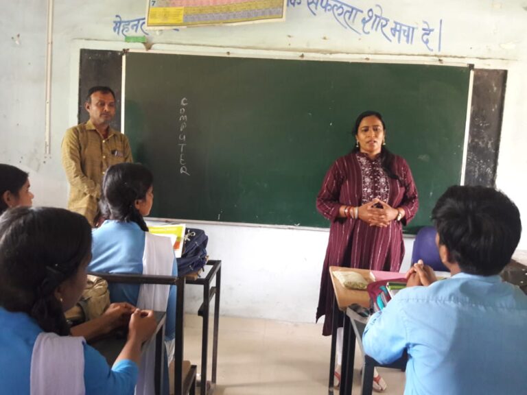 *विश्व आत्महत्या निषेध दिवस पर गोष्ठी सेंदरी गाँव में हुई संपन्न* ।