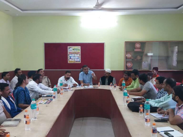 *सालाना उर्स को लेकर एसडीएम शर्मा ने ली समाज और विभागीय अधिकारियों की बैठक*