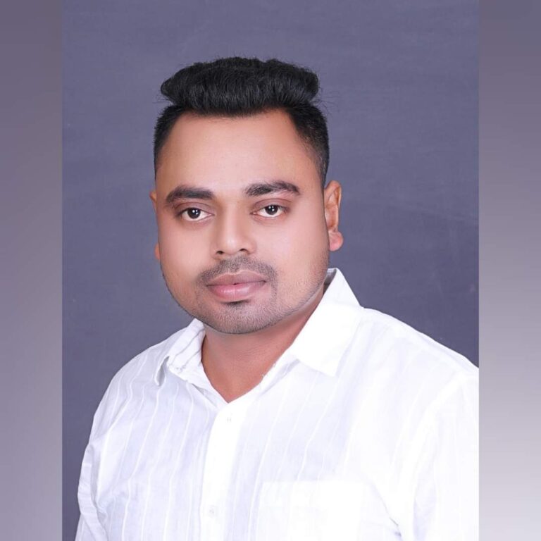 *ACC सीमेंट की जनसुनवाई में विरोध कर रहे ग्रामीणों का समर्थन करने पहुंचे युवा कांग्रेस जिलाअध्यक्ष राजू यादव…*