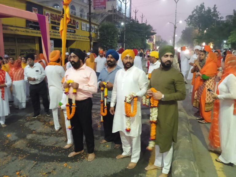 *बिलासपुर के सिखों के प्रथम गुरु नानक देव का 553वां प्रकाश पर्व को कार्तिक पूर्णिमा आठ नवंबर को मनाया जाएगा*