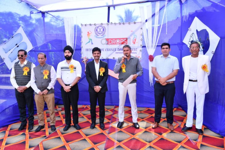 *सेंट जेवियर्स स्कूल सरकंडा द्वारा अंतरविद्यालयीन क्रिकेट टूनामेंट का आयोजन राजा रघुराज स्टेडियम में*