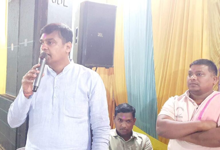 *ग्राम लागरा में अखंड नवधा रामायण के अभूतपूर्व आयोजन में शामिल हुए जिला पंचायत सभापति अंकित गौरहा*