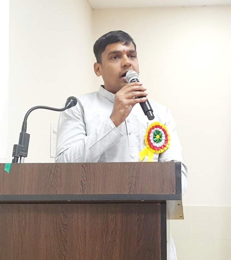 *बेलतरा में सड़कों के नवीनीकरण के लिए तीन करोड़ सात लाख स्वीकृत, सभापति ने मुख्यमंत्री भूपेश बघेल,टी.एस.सिंहदेव व ताम्रध्वज साहू का जताया आभार*..