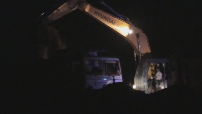 *नहीं थम रहा अरपा को छलनी करने का सिलसिला.. रेत माफिया अलर्ट मोड पर.. पढ़े पूरी खबर*