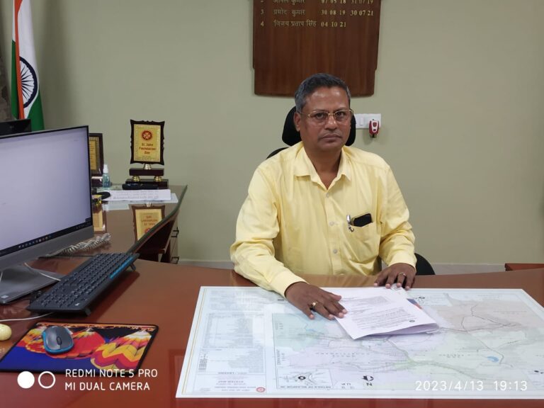 *विजय कुमार साहू ने दक्षिण पूर्व मध्य रेलवे के अपर महाप्रबंधक के पद पर किया कार्यभार ग्रहण*