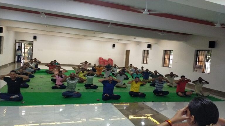 *निजात के तहत् ज़िला पुलिस बिलासपुर द्वारा योग शिविर का किया गया आयोजन*
