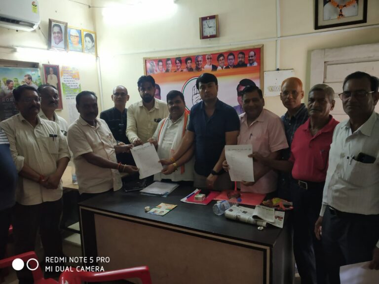 *प्रदेश कांग्रेस कमेटी के निर्देश पर विधान सभा चुनाव 23 के लिए ब्लाक कांग्रेस कमेटी द्वारा कांग्रेस नेताओं से लिया जा रहा आवेदन*