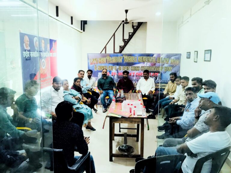 *रास्ट्रीय मानवाधिकार एवं सामाजिक न्याय आयोग की मासिक बैठक रामा मैग्नेटो मॉल में हुई सम्पन्न*