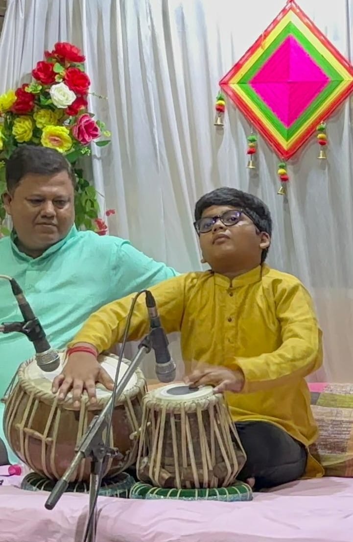 *तबले की थाप पर गूंजा गौरव: बिलासपुर के बाल कलाकार आरव भुरंगी को सी.सी.आर.टी. की छात्रवृत्ति प्राप्त*