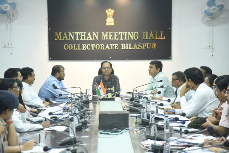 *बिलासपुर में अवैध खनिज गतिविधियों पर कसा शिकंजा, कलेक्टर संजय अग्रवाल की अध्यक्षता में खनिज टॉस्क फोर्स की अहम बैठक सम्पन्न*