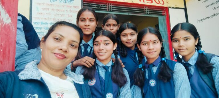 *बाल दिवस पर शासकीय हाई स्कूल बीजा तराई में रंगारंग कार्यक्रम, शिक्षकों ने बच्चों को दिया सरप्राइज़*