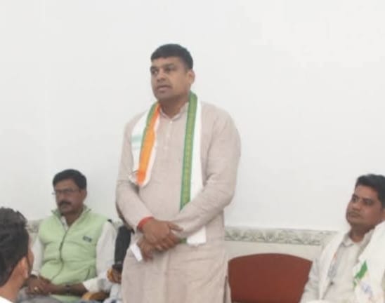 *बेलतरा में ₹100 प्रति वर्गफुट वसूली का आरोप बना सियासी बारूद, सत्ता की कार्यप्रणाली पर उठे रहें गंभीर सवाल..*