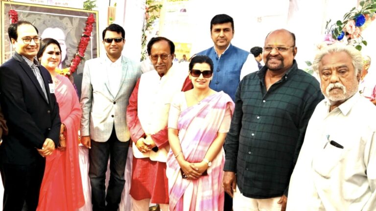 *स्व. श्रीमती शोभा टाह की स्मृति में मानवता की मिसाल  चिंगराजपारा में आयोजित विशाल निःशुल्क स्वास्थ्य शिविर में उमड़ा जनसैलाब  विधायक, कलेक्टर, एसपी सहित जनप्रतिनिधियों ने की सराहना, अनिल टाह की पहल को बताया अनुकरणीय*