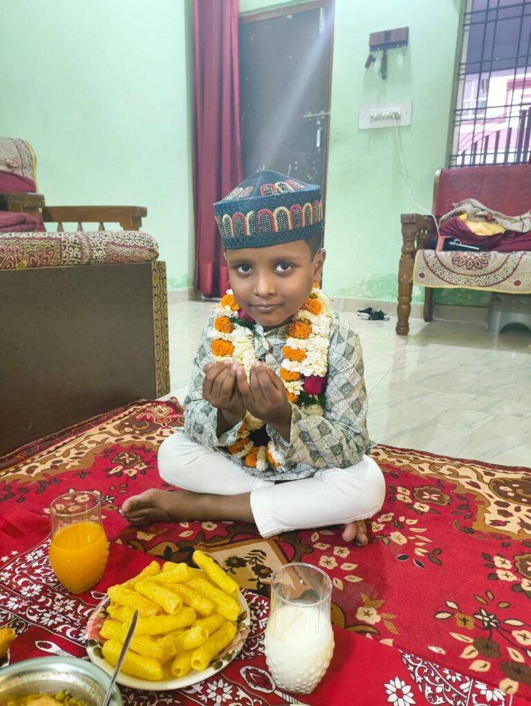 *7 साल के ज़ोहेब खान ने रखा रमजान का पहला रोजा, देश में अमन-चैन के लिए मांगी दुआ*