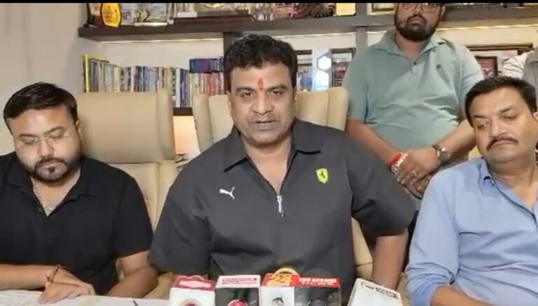 *पी.सी. ज्वैलर्स पर ग्राहकों से ठगी का आरोप, बायबैक में कम कीमत देने का विवाद गहराया—सराफा अध्यक्ष कमल सोनी ने एसपी से की शिकायत*